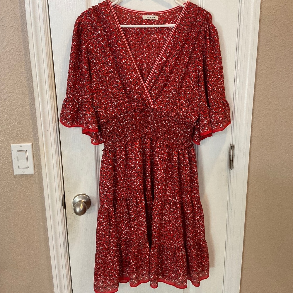 Max Studio Red Floral Flutter Sleeve V Neck Dress - Size Large - Excellent